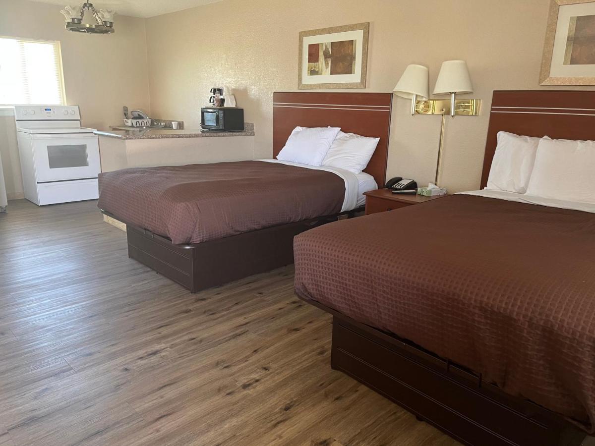 Valley Motel Аламоса Экстерьер фото