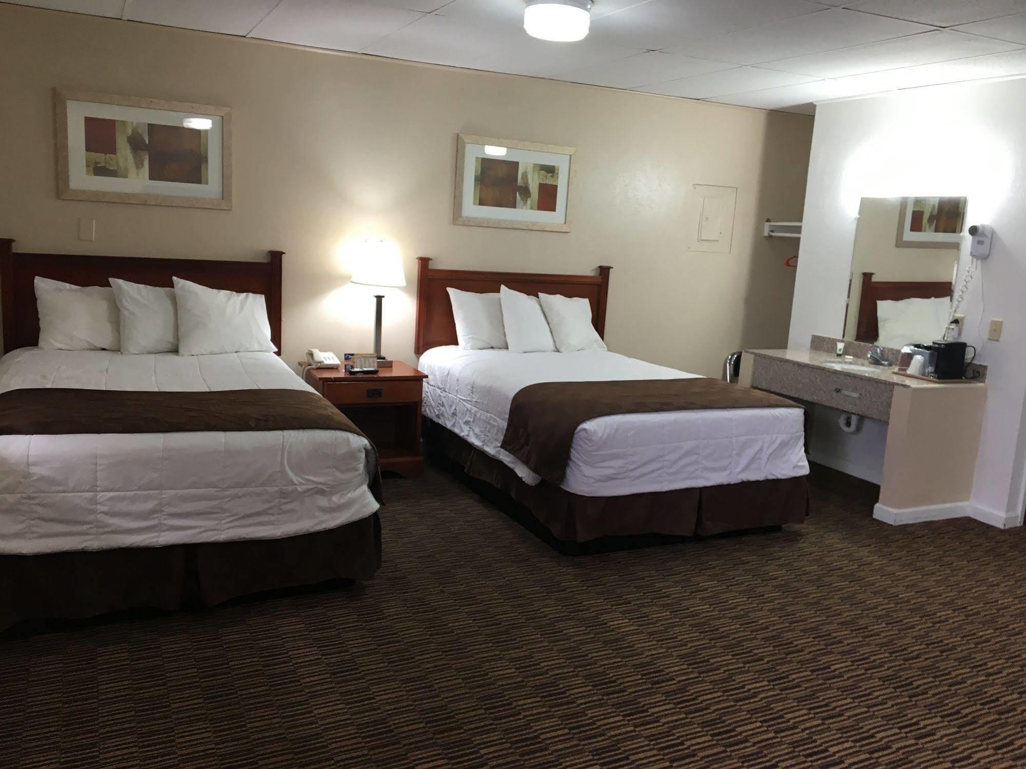Valley Motel Аламоса Экстерьер фото